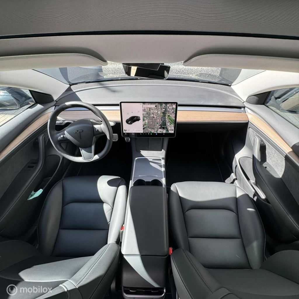 Tesla Model 3 – foto 12