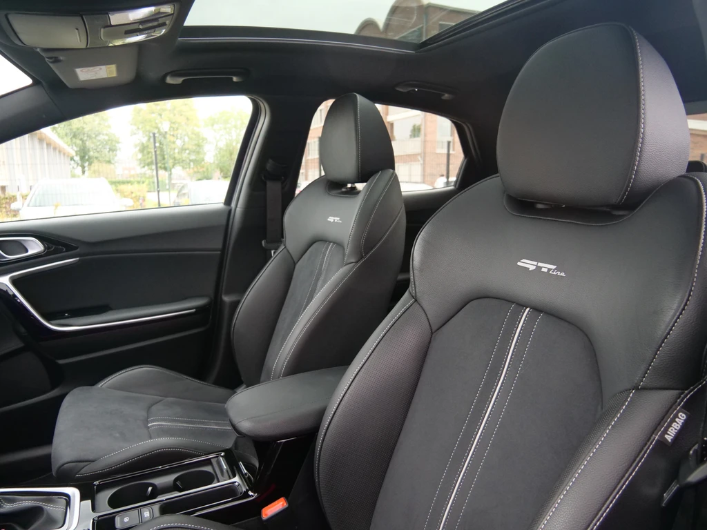 Kia XCeed – foto 9