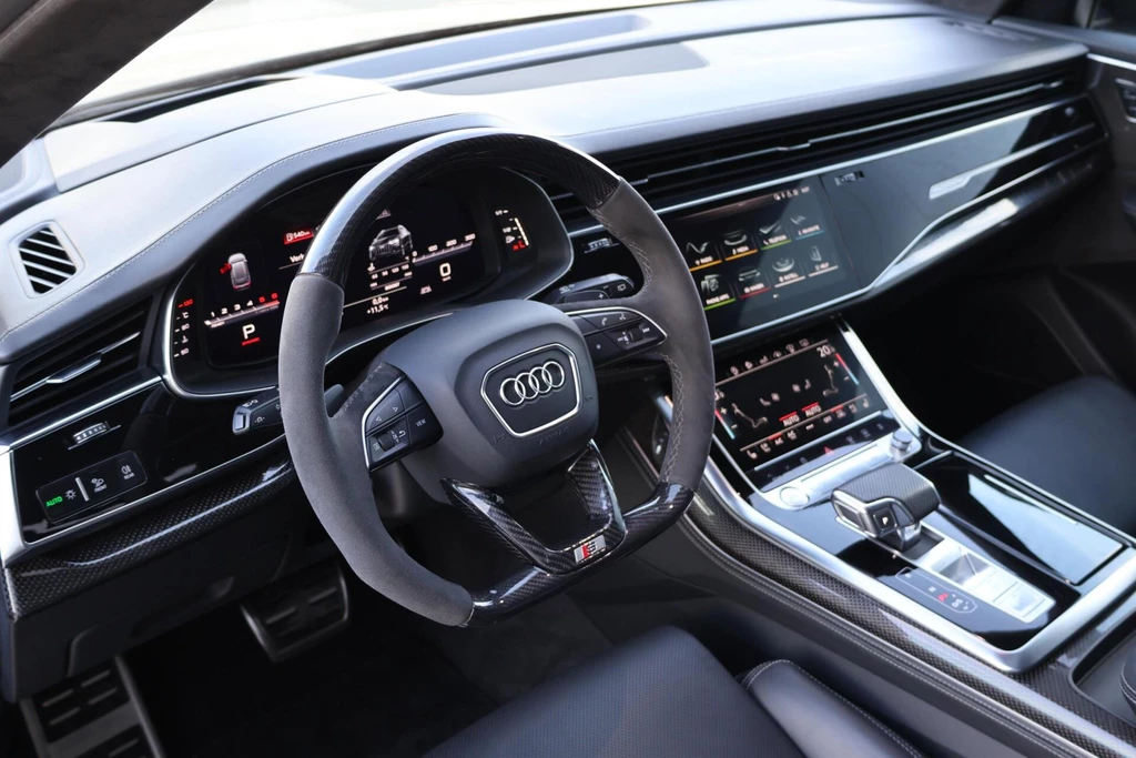 Audi SQ8 – foto 16