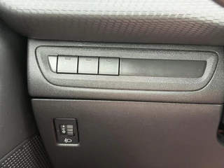 Peugeot 208 – thumbnail 29