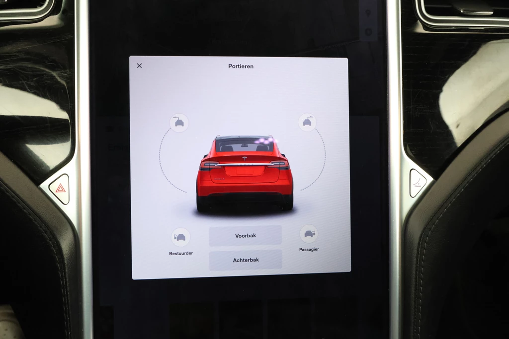 Tesla Model X – foto 29