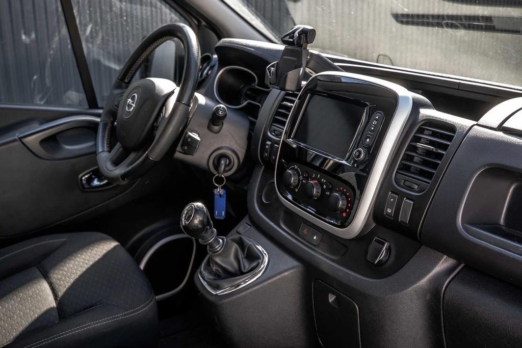 Opel Vivaro – foto 9