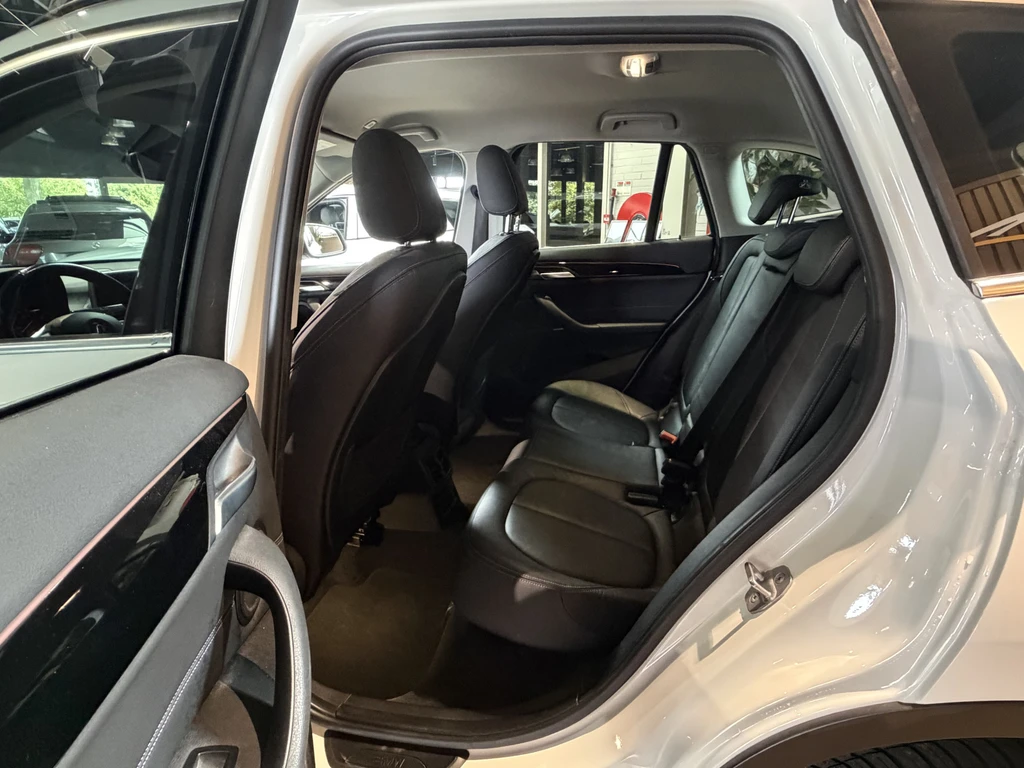 BMW X1 – foto 13