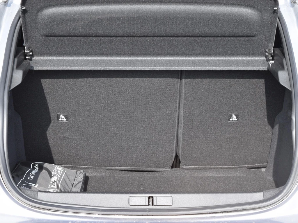 Peugeot e-208 – foto 23