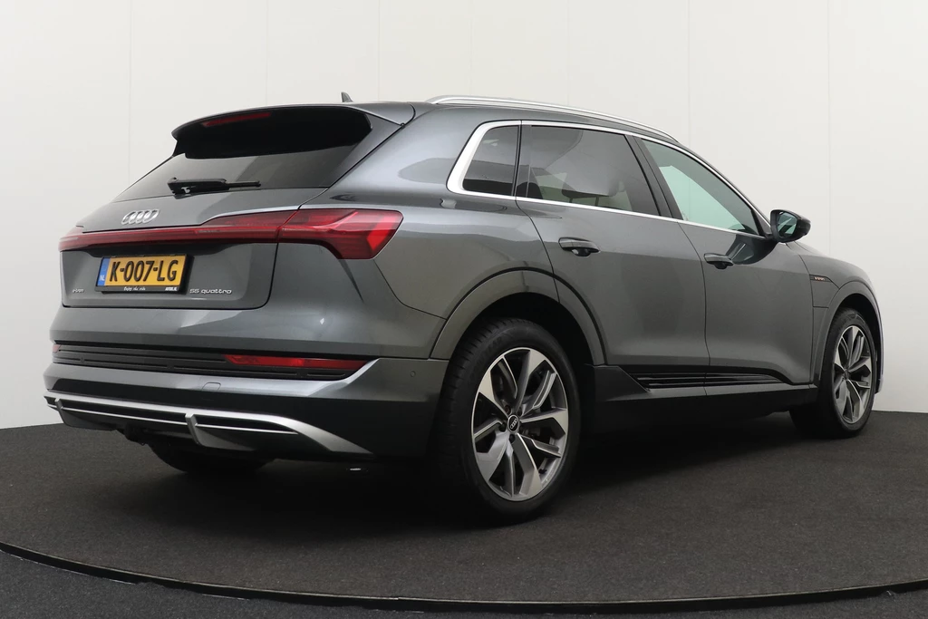 Audi e-tron – foto 4