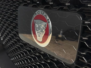 Jaguar F-PACE – thumbnail 14