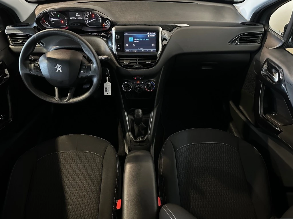 Peugeot 208 – foto 14