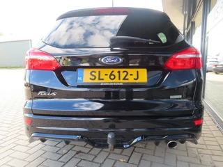 Ford Focus – thumbnail 4