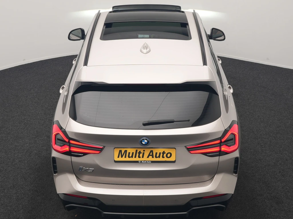 BMW iX3 – foto 6