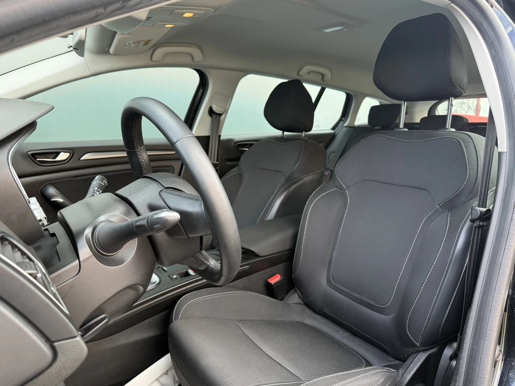 Renault Megane E-Tech – foto 9