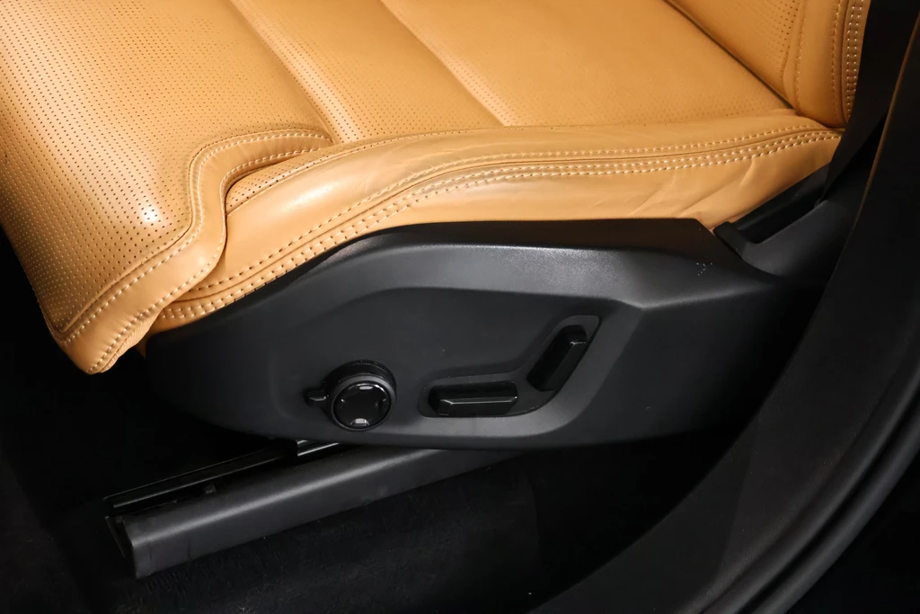 Volvo XC90 – foto 21