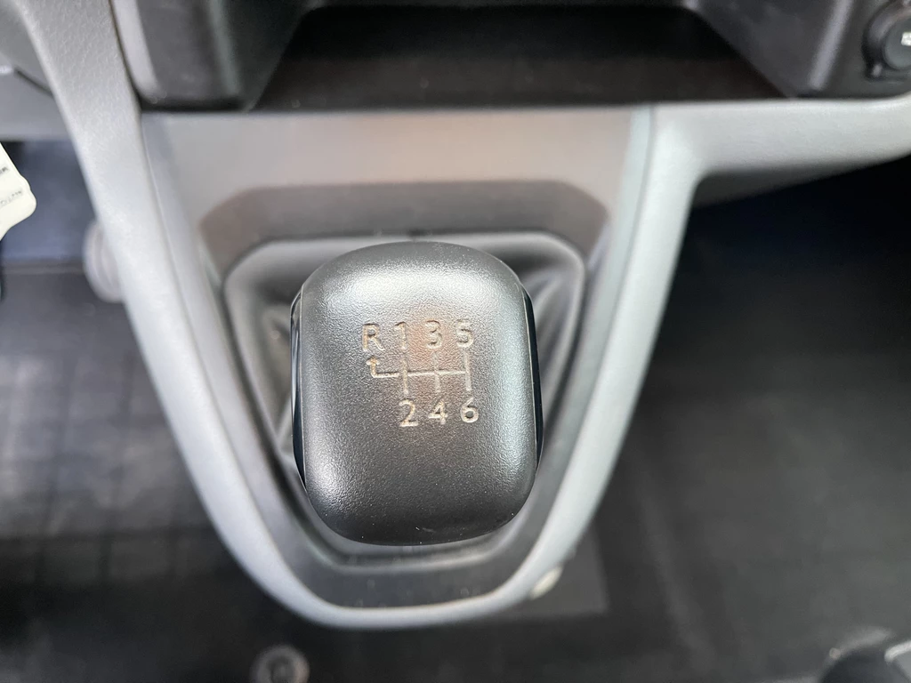 Opel Vivaro – foto 24