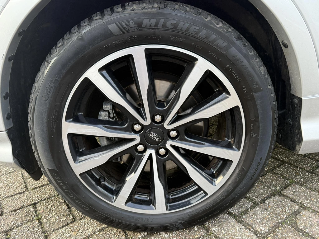 Ford Kuga – foto 21