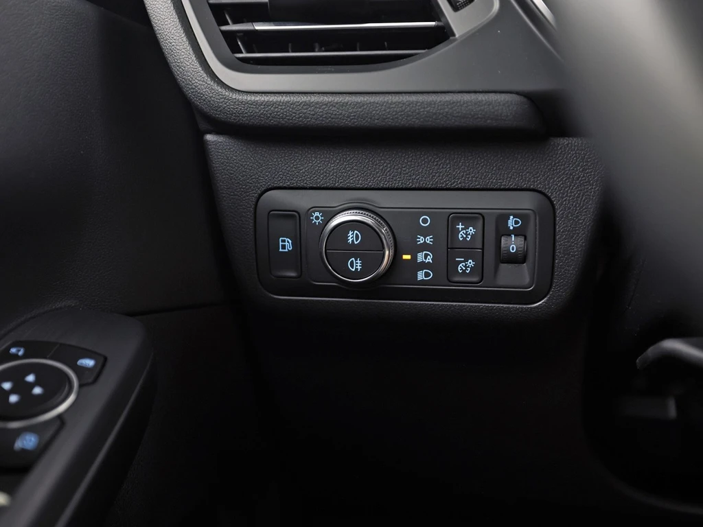 Ford Kuga – foto 29