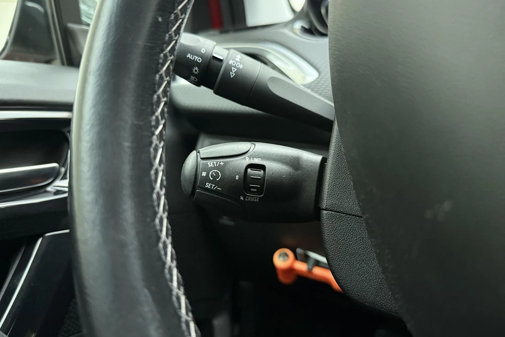 Peugeot 208 – foto 21