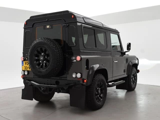 Land Rover Defender – thumbnail 13