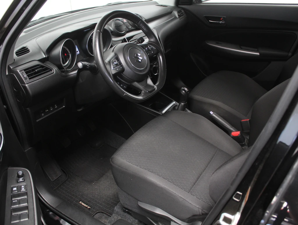 Suzuki Swift – foto 12