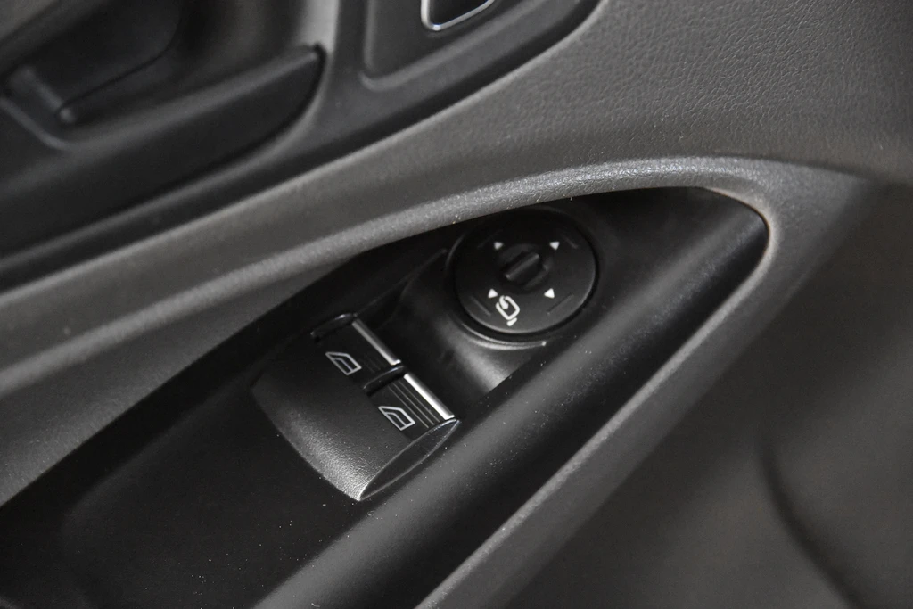 Ford Transit Connect – foto 24