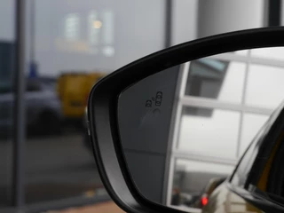 Peugeot 208 – thumbnail 18