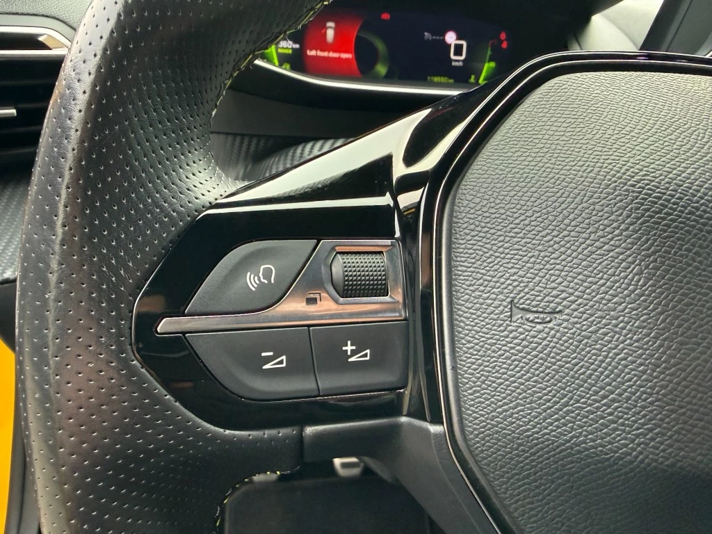 Peugeot 208 – foto 23