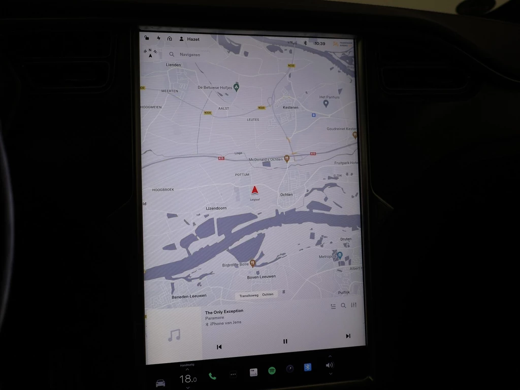 Tesla Model X – foto 42