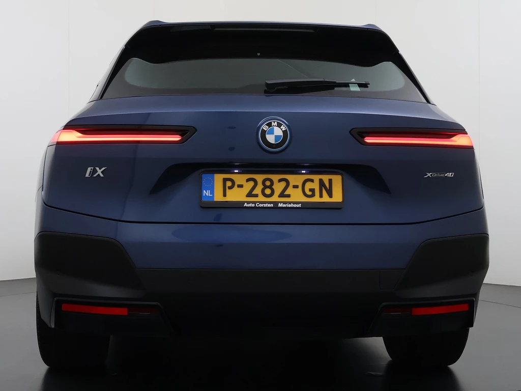 BMW iX – foto 4