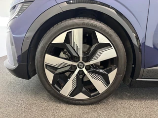 Renault Megane E-Tech – thumbnail 34