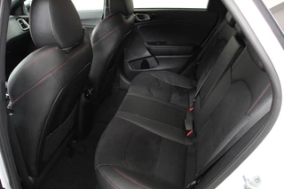 Kia ProCeed – thumbnail 11