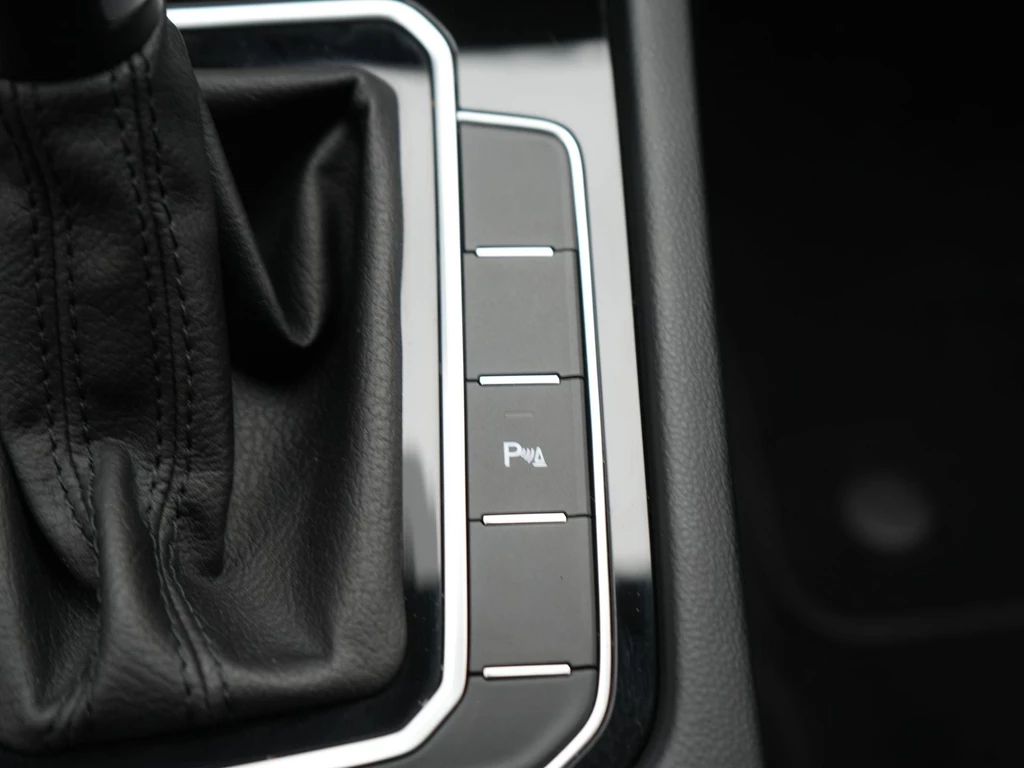 Volkswagen Passat – foto 37