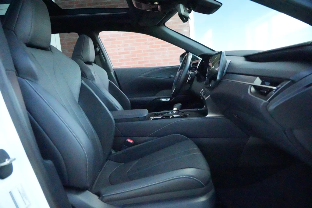 Lexus RX – foto 10