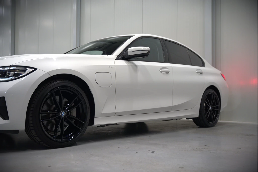 BMW 3 Serie – foto 3
