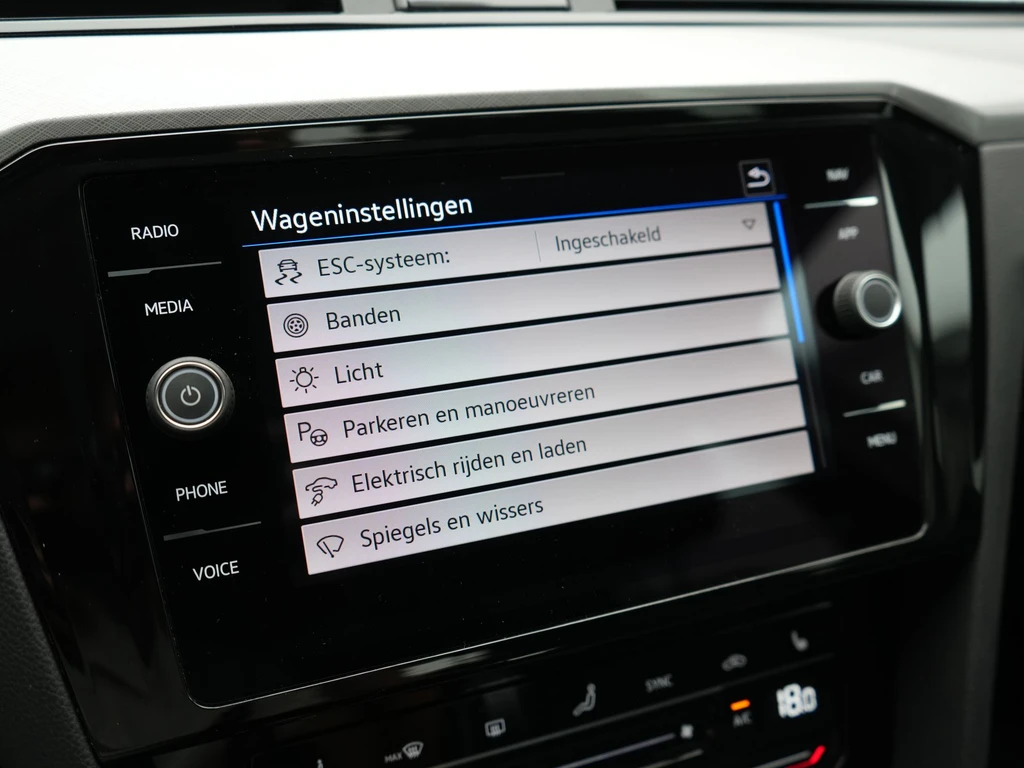 Volkswagen Passat – foto 25