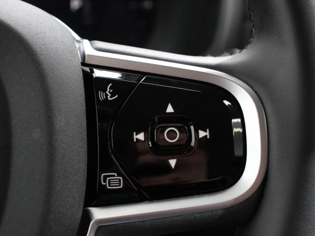 Volvo XC90 – foto 18