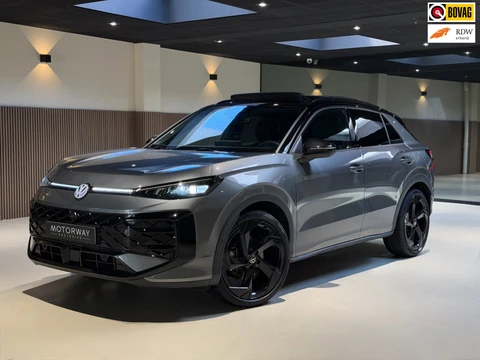 Volkswagen T-Roc 1.5 eTsi R-Line First Edition|Pano|Matrix|Keyless|H&K|HUD|360|