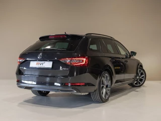 Škoda Superb – thumbnail 4