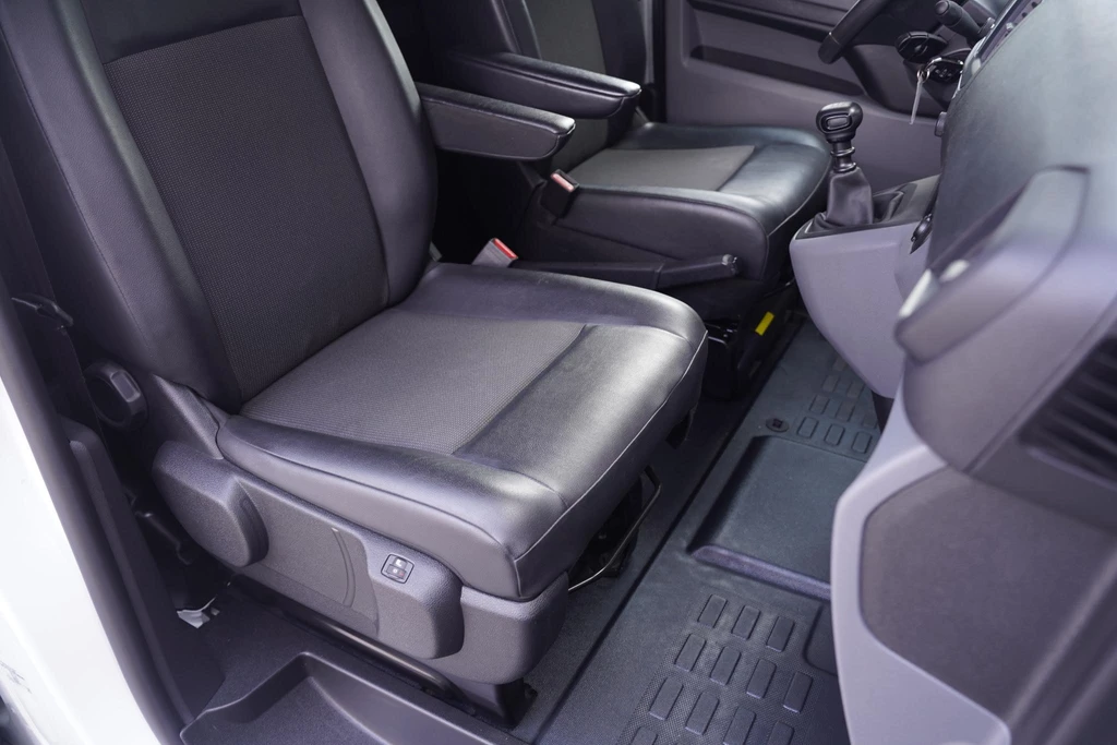 Opel Vivaro – foto 29