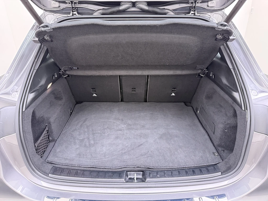 Mercedes-Benz EQA – foto 28