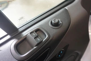 Ford Transit Custom – thumbnail 13