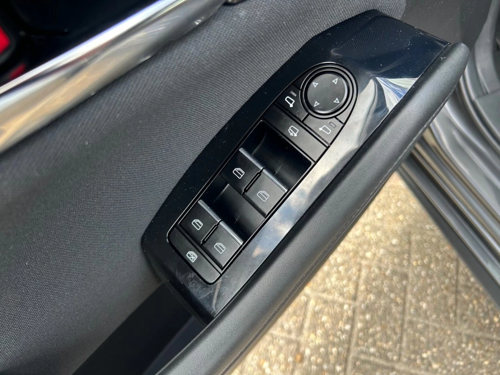 Mazda 3 – foto 9
