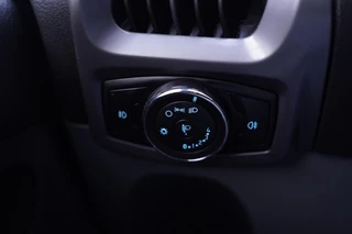 Ford Transit Custom – thumbnail 40
