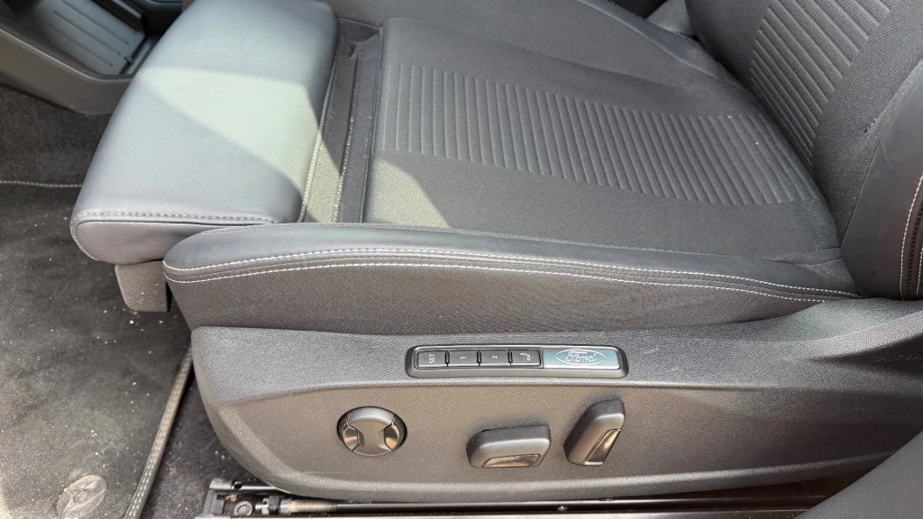 Ford Explorer – foto 22