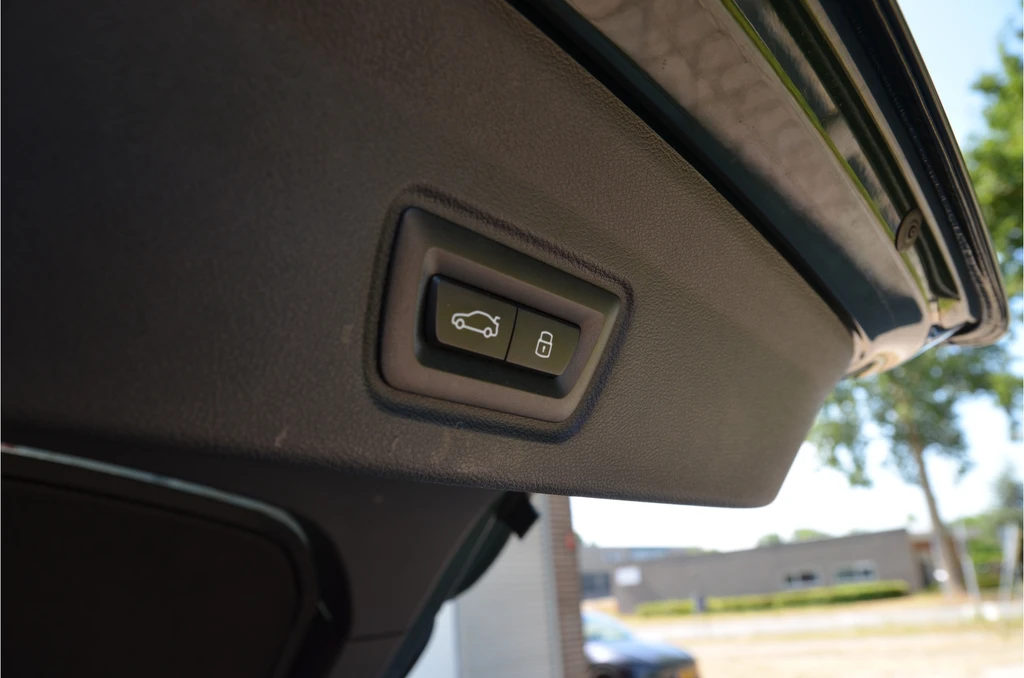 BMW i4 – foto 34