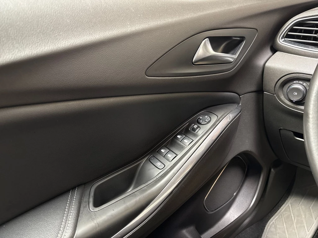 Opel Grandland X – foto 18
