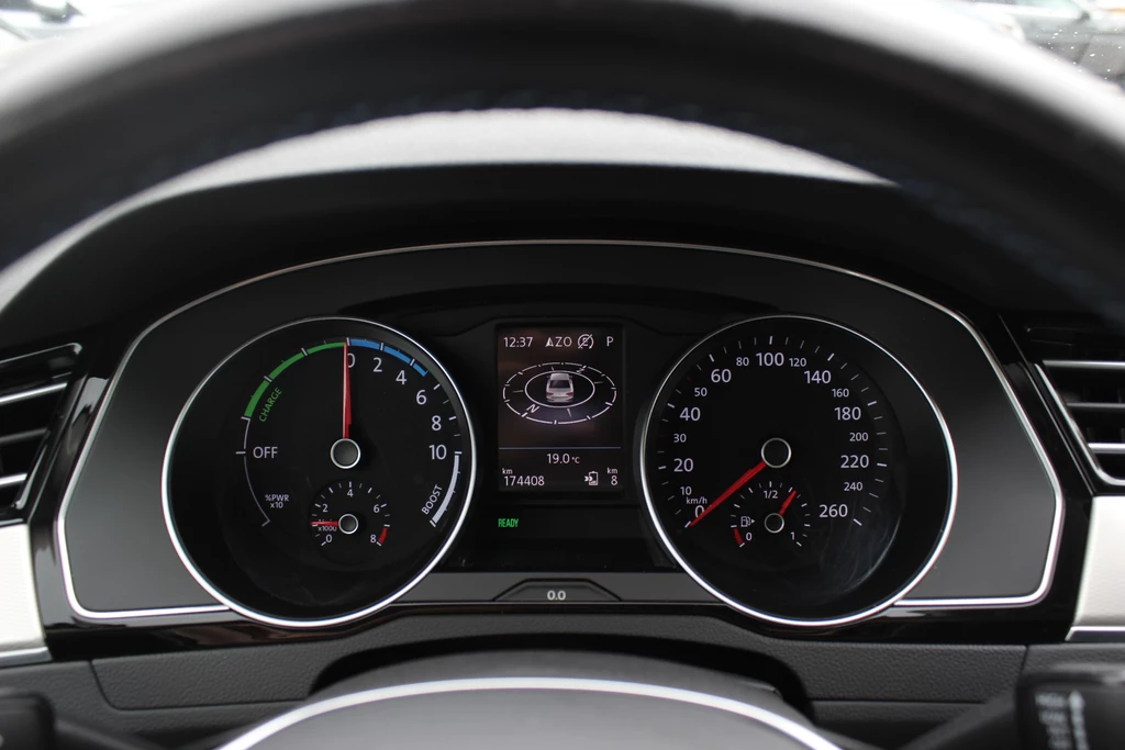 Volkswagen Passat – foto 20