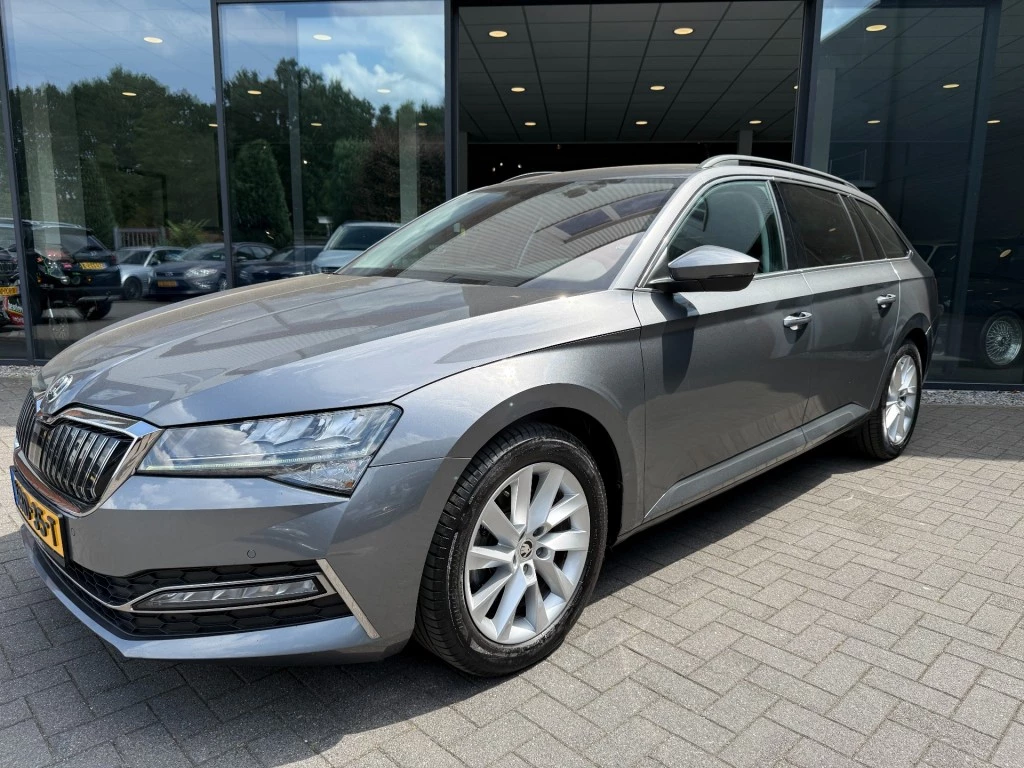 Škoda Superb – foto 2