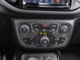 Jeep Compass – thumbnail 17
