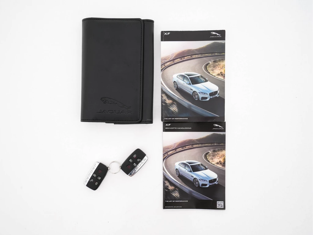 Jaguar XF – foto 34