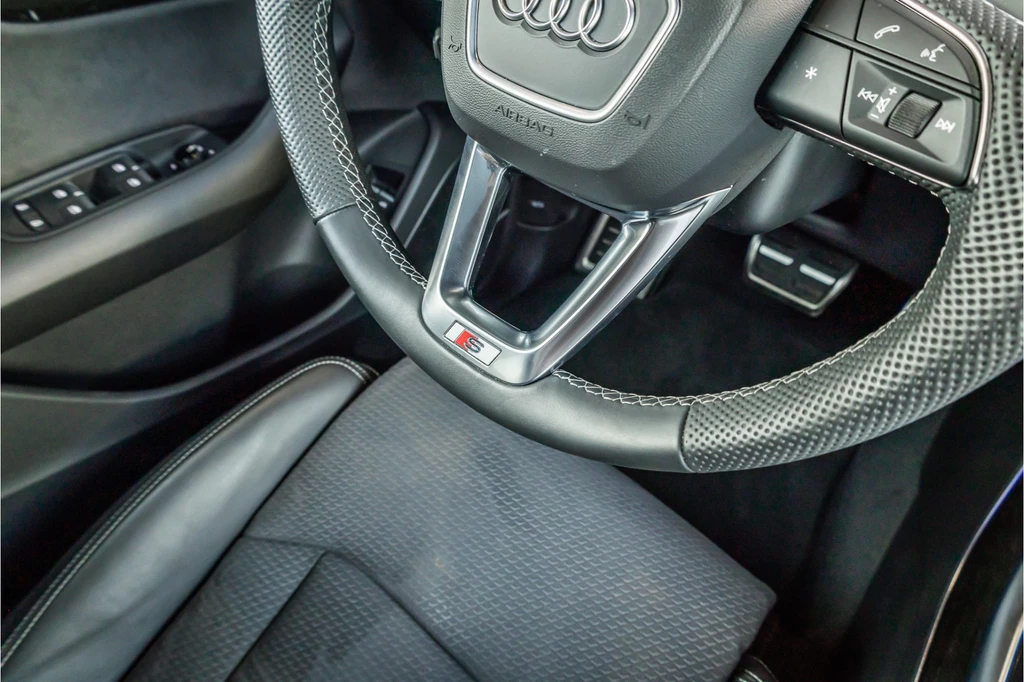 Audi Q8 – foto 32