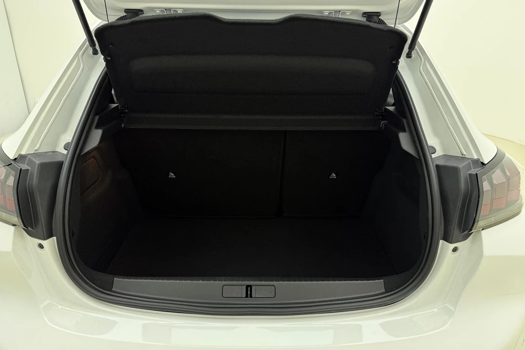 Peugeot 208 – foto 10