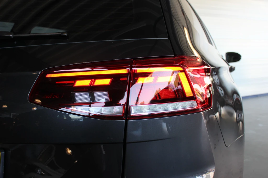 Volkswagen Passat – foto 24